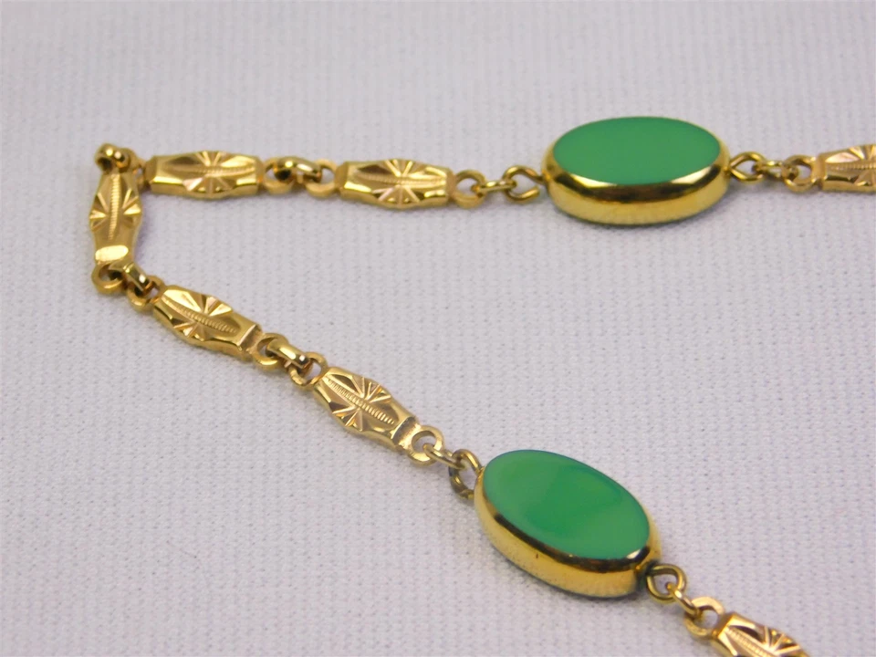 Collar Cadena Eslabón Navette Repujado Tono Dorado Calcedonia Verde Vidrio Vintage Foto 3 de 4