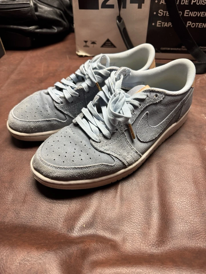 Air Jordan 1 Retro OG Premium Bajo Azul Hielo Talla 10.5 Para hombres con Caja Original Foto 2 de 4