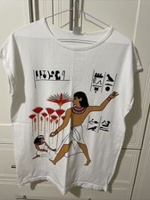 White cotton tshirt Egyptian graphic and hyroglyphics size medium 10/12 