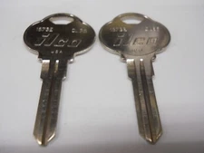 Ilco 1573E Key Blank Fits The Club Lock CLB5 CB5 CLB5E Lot of 2
