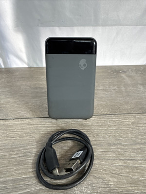 Skullcandy Fat Stash 2 Portable 20-Watt 10,000 mAh Gray Power Bank
