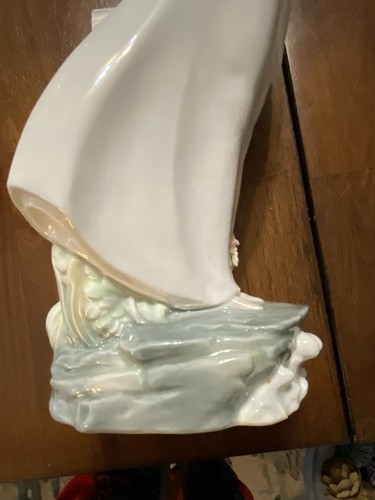 LLADRO #4922 " SEA BREEZE " WOMAN WITH BOOK -WIND SWEPT-RETIRED VINTAGE - Bild 5 von 18