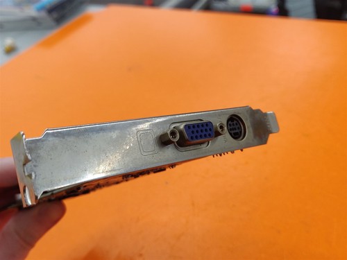 ⭐️⭐️⭐️⭐️⭐️ Desktop Video Card ATI Radeon 32MB P/N 1028342300 CN-00P767 - Picture 4 of 7
