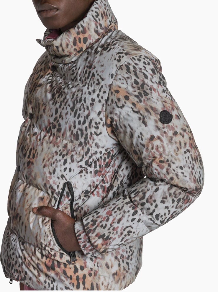 NWT Moncler Genius 2 Moncler 1952 Dun Animal-Print NWT Moncler Genius 2 Moncler 1952 Dun Animal-Print