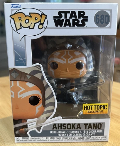 Funko Pop! Vinyl: Star Wars - Ahsoka Tano 680 Hot Topic Exclusive w/ Protector