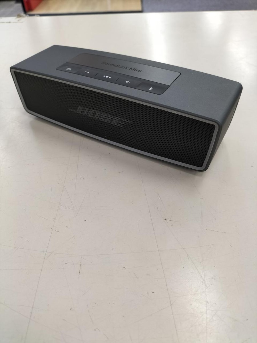 Bose SoundLink Mini II Bluetooth Speaker Good Condition Used Bose SoundLink Mini II Bluetooth Speaker Good Condition Used