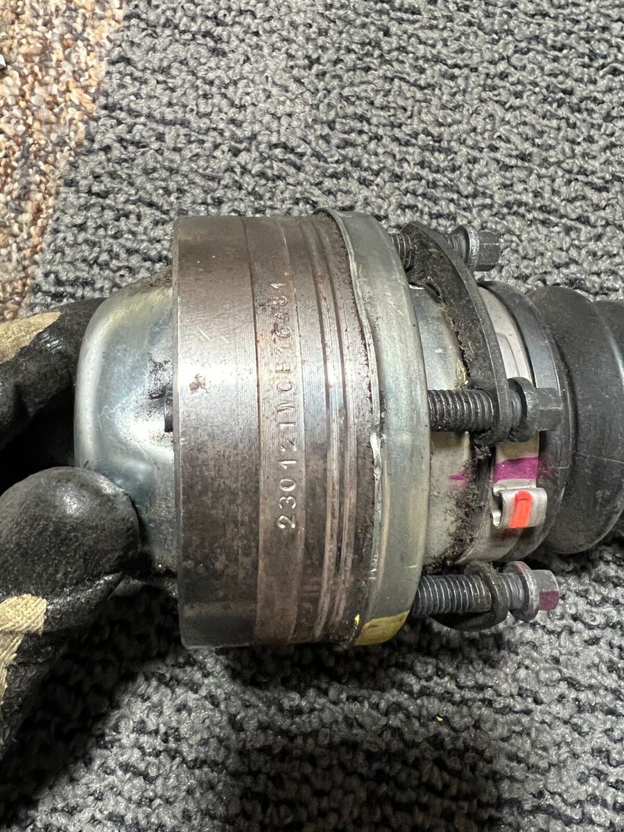 P52853431AA Drive Shaft CV Joint For Jeep Cherokee MK3 (WH P52853431AA Drive Shaft CV Joint For Jeep Cherokee MK3 (WH