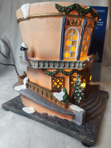 Carole Towne Collection "Finn's Haberdashery" Musical Christmas Village IOB - Picture 6 of 11