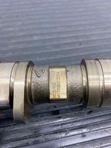 2011 - 2014 PORSCHE CAYENNE OEM 4.8L V8 ENGINE RIGHT SIDE INTAKE CAMSHAFT - Picture 8 of 11