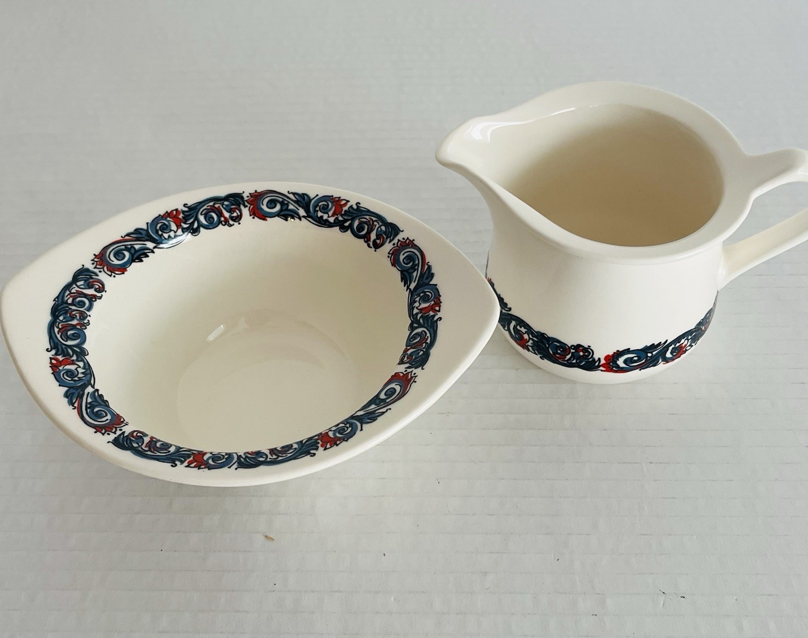 FIGGJO Flint Norway Hardanger Dancer Gravy Pitcher & Under Bowl Porcelain