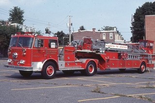 Wilmington DE Ladder 1 1980 Seagrave 100' TDA Fire Apparatus Slide