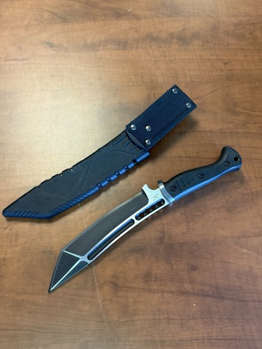 United Cutlery M48 Sabotage Knife 8" Stainless Tanto Blade Black Rubber Handle - Picture 2 of 6