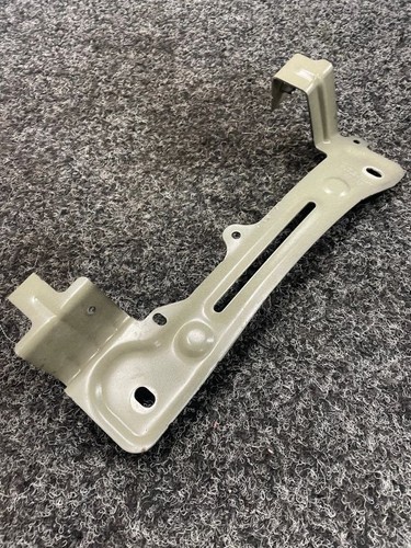 Volkswagen Touareg III 2020 Halterung Kotflügel 760821432 OOT5241