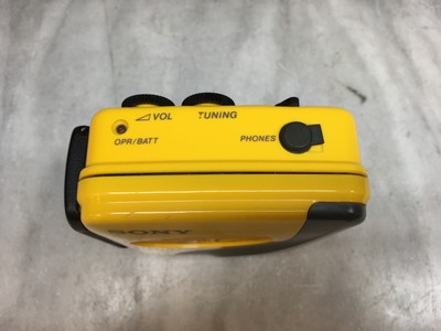 Sony Walkman Sports FM/AM WM-SXF30 Vintage Radio Cassette Player