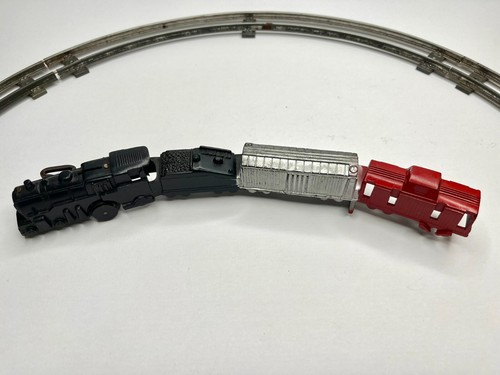 Vintage Marx Plastic Wind Up One Piece Train with Circle of Track - Original - Picture 7 of 7