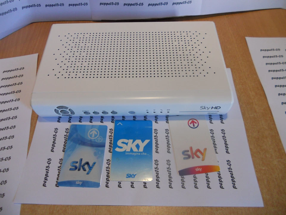 Decoder Sky HD bianco adatto per tessera Sky Q e Mysky mod. ds830ns / ds831ns - Immagine 2 di 4