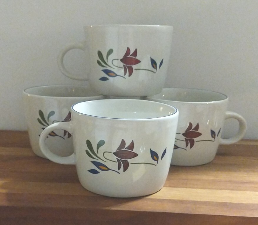 Newcor Stoneware China Set of 4-Cups, Saucers & Dessert Plates
