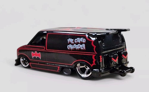 1985 CHEVY ASTRO VAN BATMAN Diorama Collectible DieCast Model 1:64 Black LOOSE - Picture 8 of 8