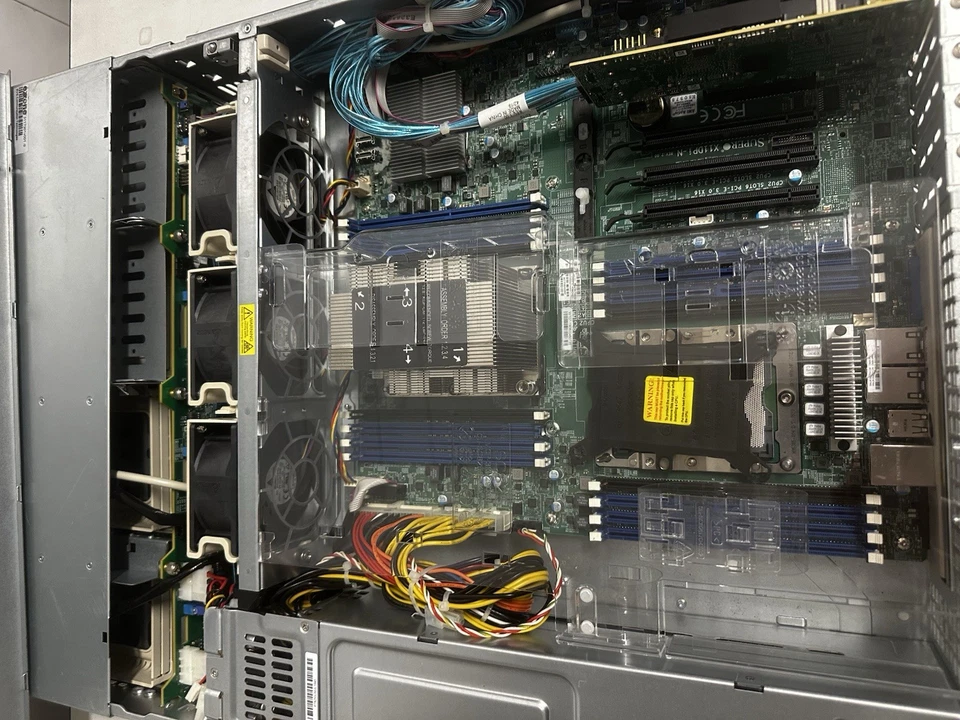 SuperMicro CSE-825TQ-R740LPBB 2U Rackmount 8x3.5 - Immagine 3 di 3