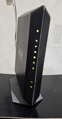 NETGEAR Nighthawk C7000v2 AC1900 Wi-Fi Cable Modem Router with Power cod