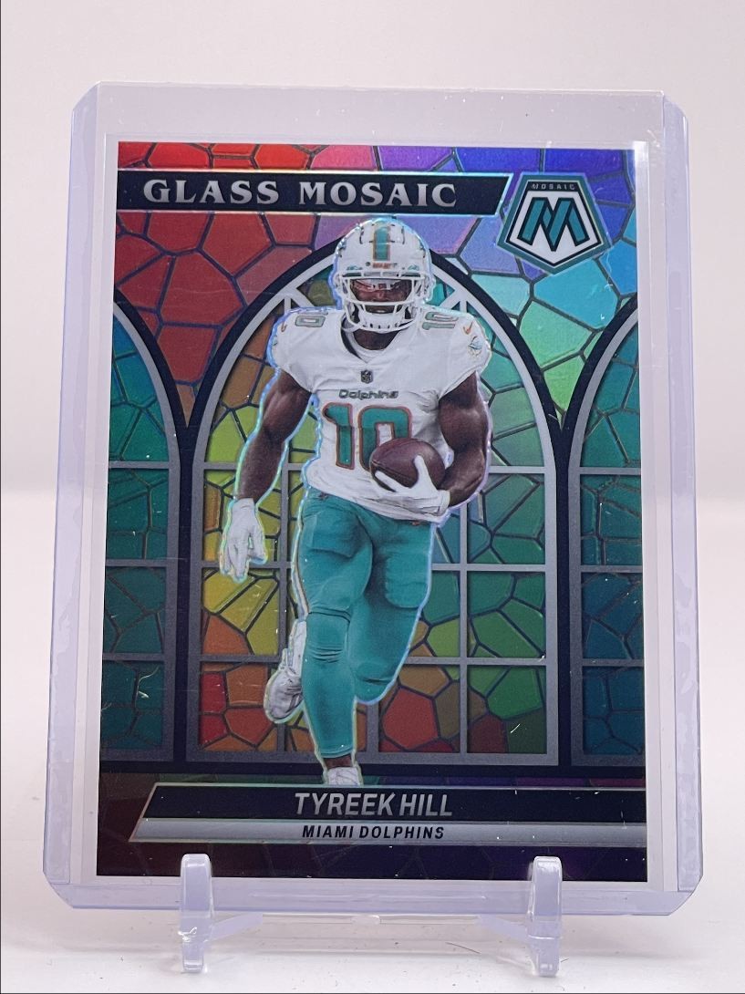 TYREEK HILL 2022 MOSAIC GLASS MOSAIC PRIZM CASE HIT SP DOLPHINS Q1739