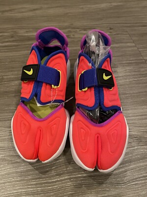 nike aqua rift socks