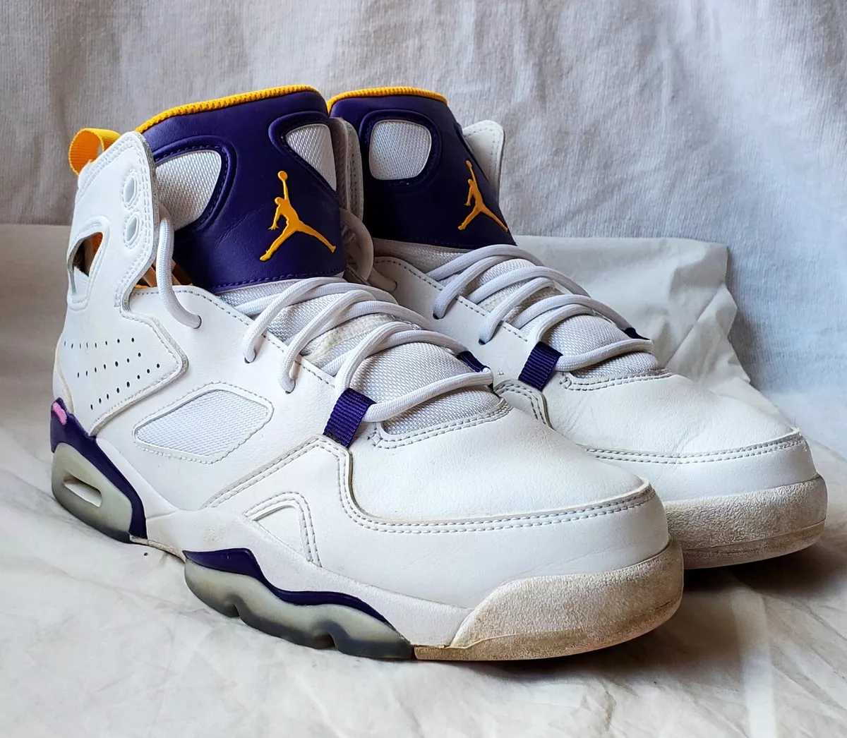 Air jordan laker clearance colors