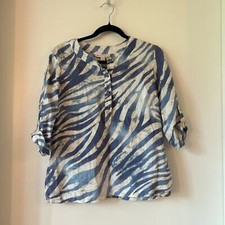 JM Collection 100% Linen Blue Zebra Print 3/4 Sleeve Top Size 8 Petite