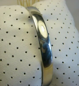 Vintage Glamorous Classic Chic Posh Silver Plated Signed Monet Bangle Bracelet