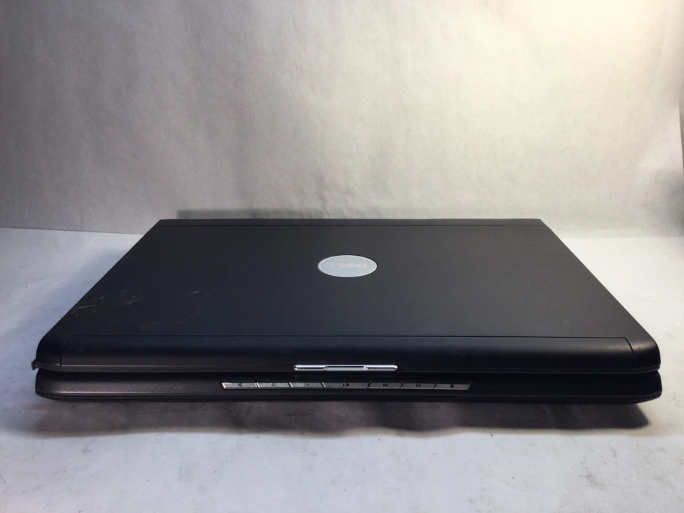 Dell Vostro 1500 15" Laptop Intel Core 2 Duo- BOOTS TO BIOS - MZ - Image 2 of 4