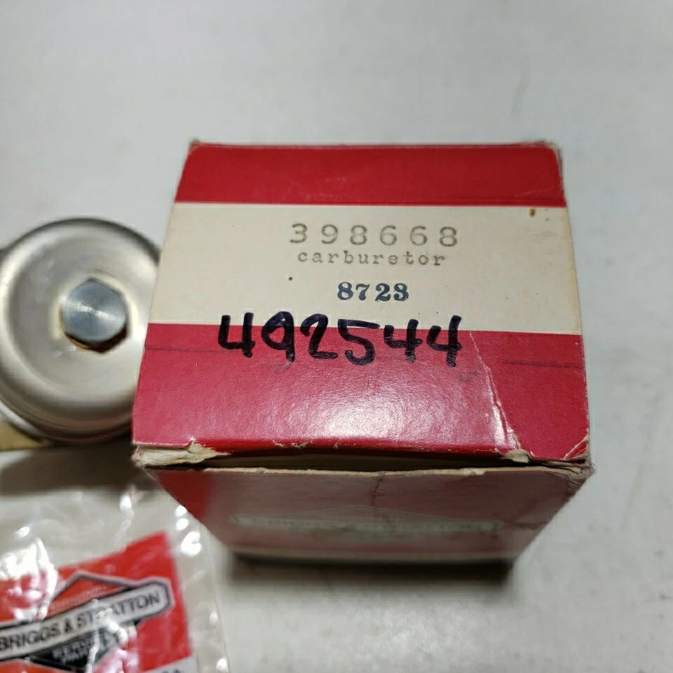 Briggs & Stratton 492544 Carburetor 398668 RARE OEM | eBay 