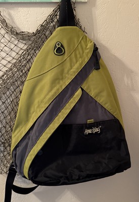 AmeriBag 18  Nylon Crossbody Sling Healthy Back Bag