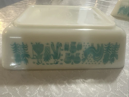 PYREX  Amish Butterprint 503 Turquoise Covered Refrigerator Dish No LID 503-c