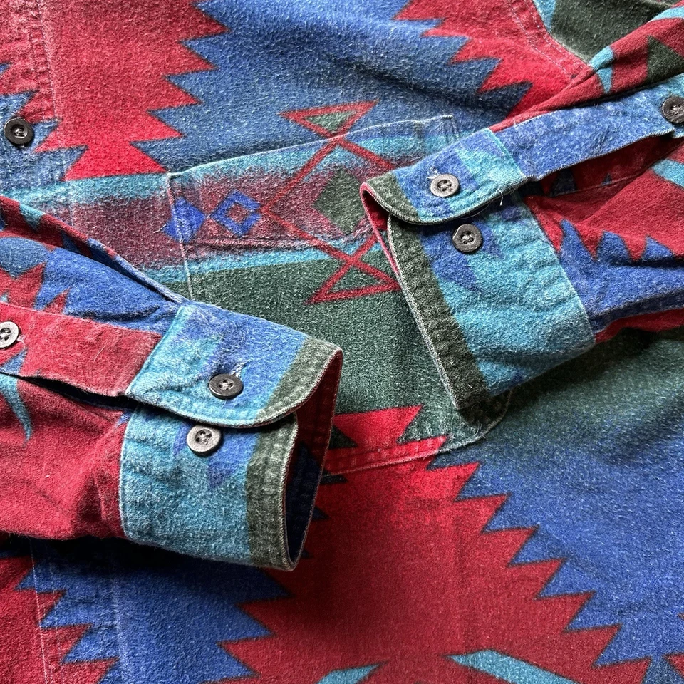 Vintage Woolrich Aztec Pattern Printed Cotton Flannel Shirt Sz M  - Image 3 of 4
