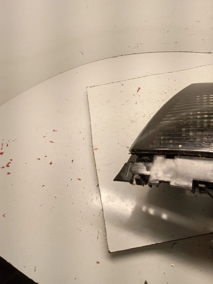 Luz trasera derecha pasajero compatible con 96-97 AUDI A4 1136470 Foto 2 de 4