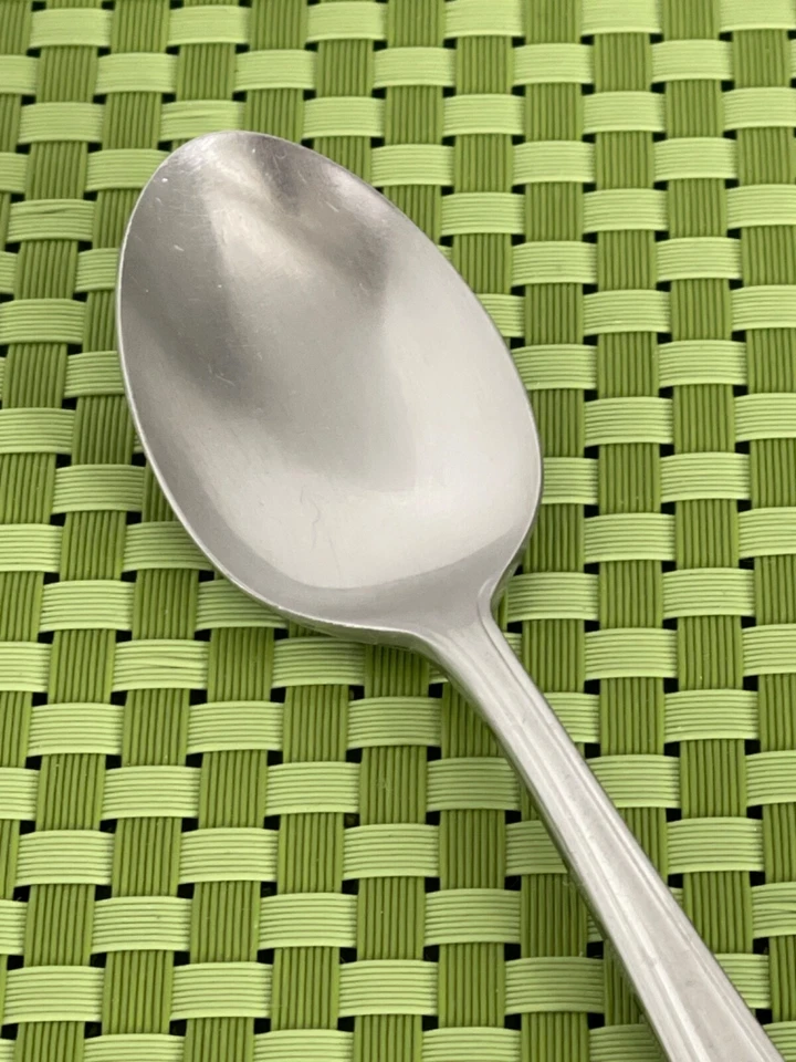 Cucharadita de acero inoxidable brillante Lunt CLARENDON 18/8 Japón cubiertos A13WU Foto 2 de 4