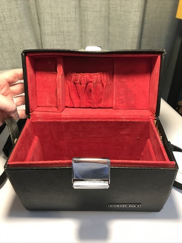 ¡Cámara réflex Bell & Howell con zoom con estuche de terciopelo rojo! De colección sin probar - Imagen 13 de 16