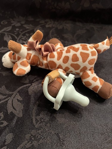 Dr. Brown’s Baby Lovey Pacifier & Teether Holder, Giraffe with Green HappyPaci - Picture 2 of 3