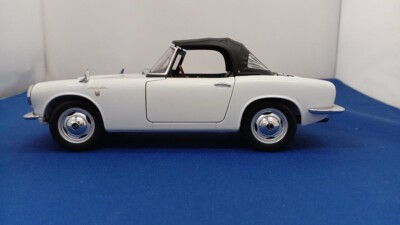 ミニカー HONDA S800 1/18 AUTOart Honda S800 White No Box From Japan Model Car
