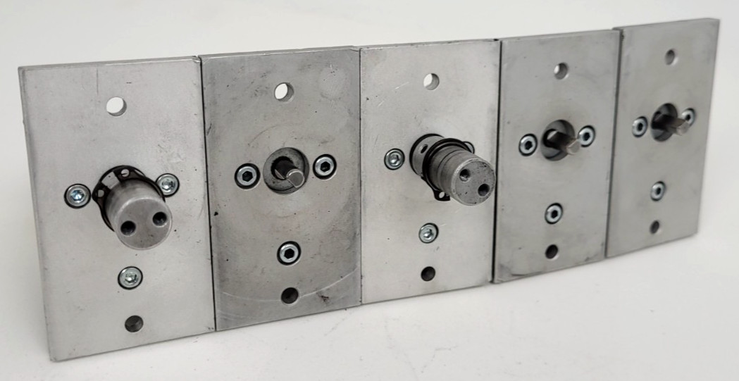 (Lot of 5) 1.61.046.333.08 Buhler DC Gear Motor 24VDC - Next Day Option