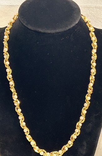 Gold Tone Faux Pearl Necklace Chain Lobster Clasp Beautiful Jewelry Holidays