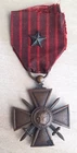 WW1 French Military Croix De Guerre Combatants Medal with Star