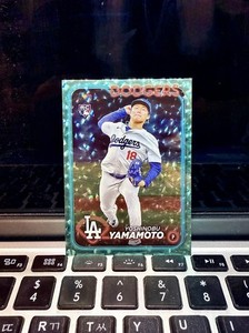 2024 Topps Series 2 - Yoshinobu Yamamoto #553 Aqua Foil /399 (RC)