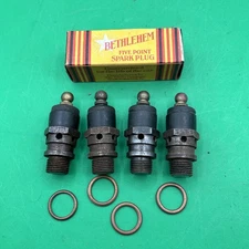 4 NOS Vintage Antique Air Cooled 18mm Motorcycle Spark Plugs Indian Excelsior