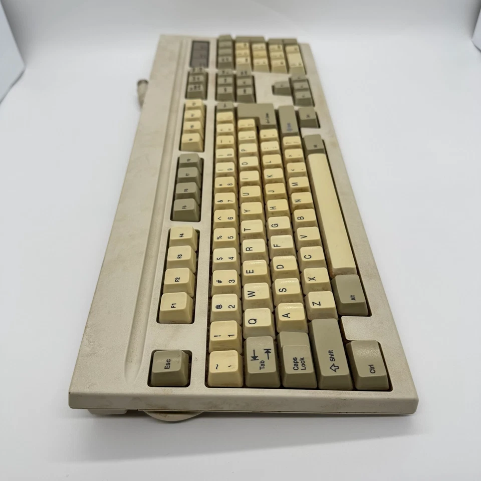 Mitsumi KKR-E99AC Vintage Beige Keyboard 5 Pin DIN Connector for Retro Computer - Image 3 of 4