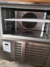 abbattitore di temperatura 5 Teglie