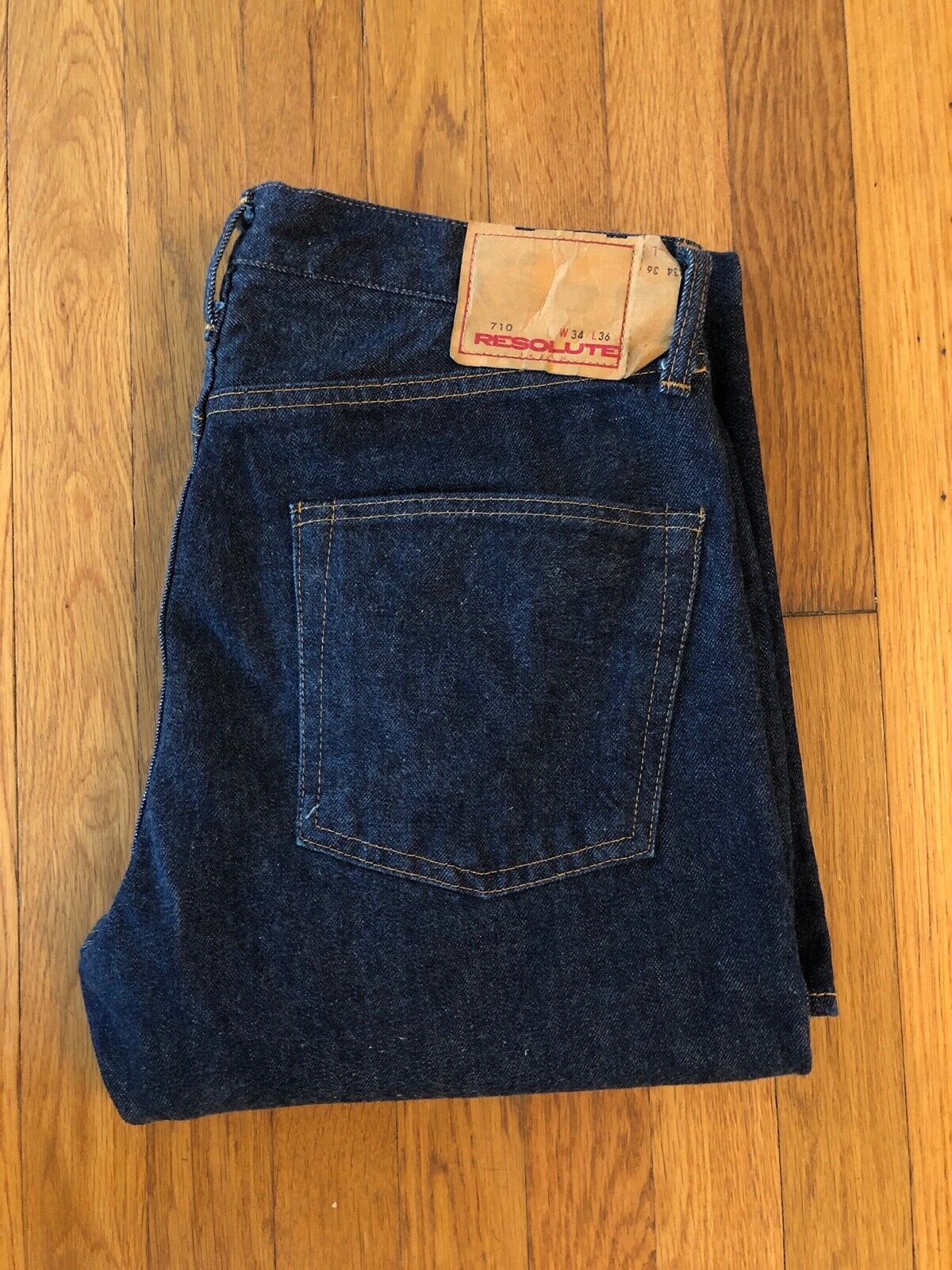 Resolute 710 Size 34