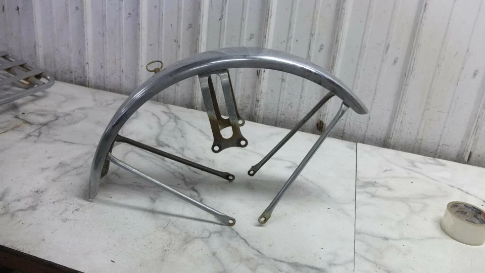 Guardabarros delantero eléctrico 75 Yamaha RD200 RD 200 C  Foto 3 de 4