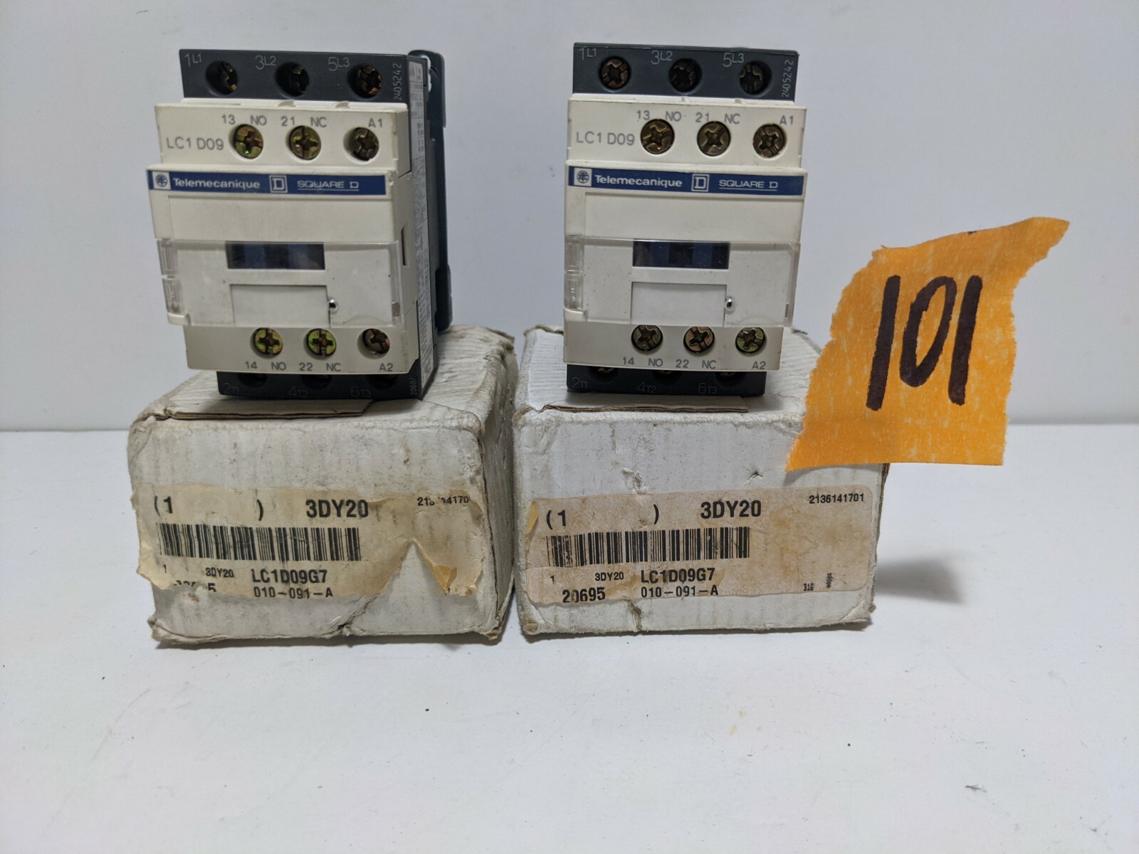 Telemecanique LC1D09G7 Contactor 120V 50/60Hz