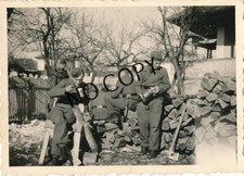 Foto Sturmgeschütz Abteilung 191 Kameraden Stg. Uniform Mittagspause  H1.18